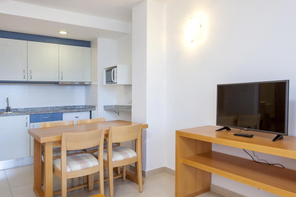 Apartamentos Mar Y Playa مدينة إيبيزا المظهر الخارجي الصورة