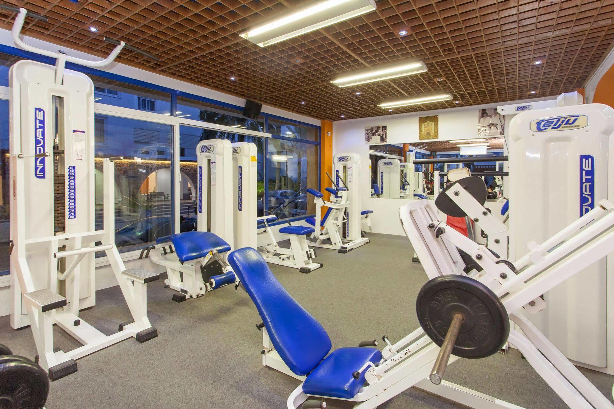Apartamentos Mar Y Playa مدينة إيبيزا المظهر الخارجي الصورة