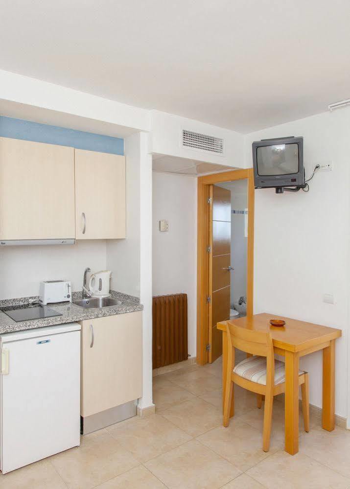 Apartamentos Mar Y Playa مدينة إيبيزا المظهر الخارجي الصورة